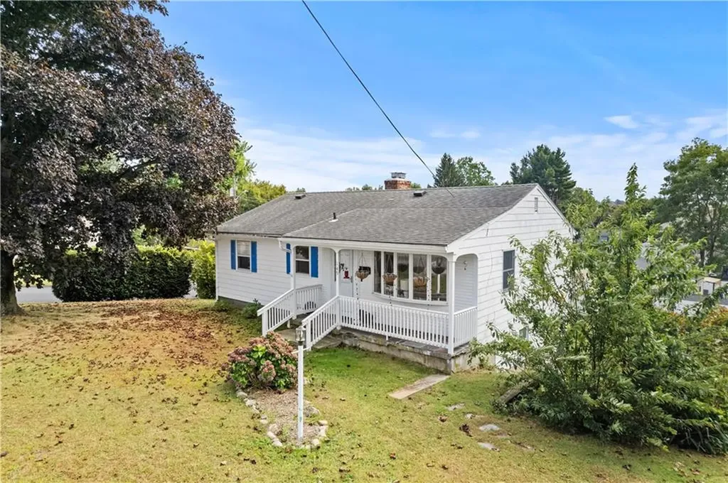 149 Wakefield Street West Warwick RI 02893
