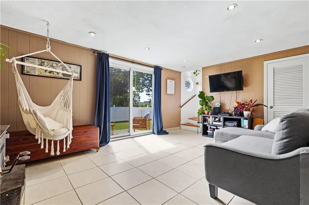 149 Wakefield Street West Warwick RI 02893