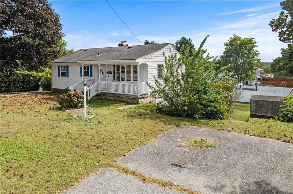 149 Wakefield Street West Warwick RI 02893