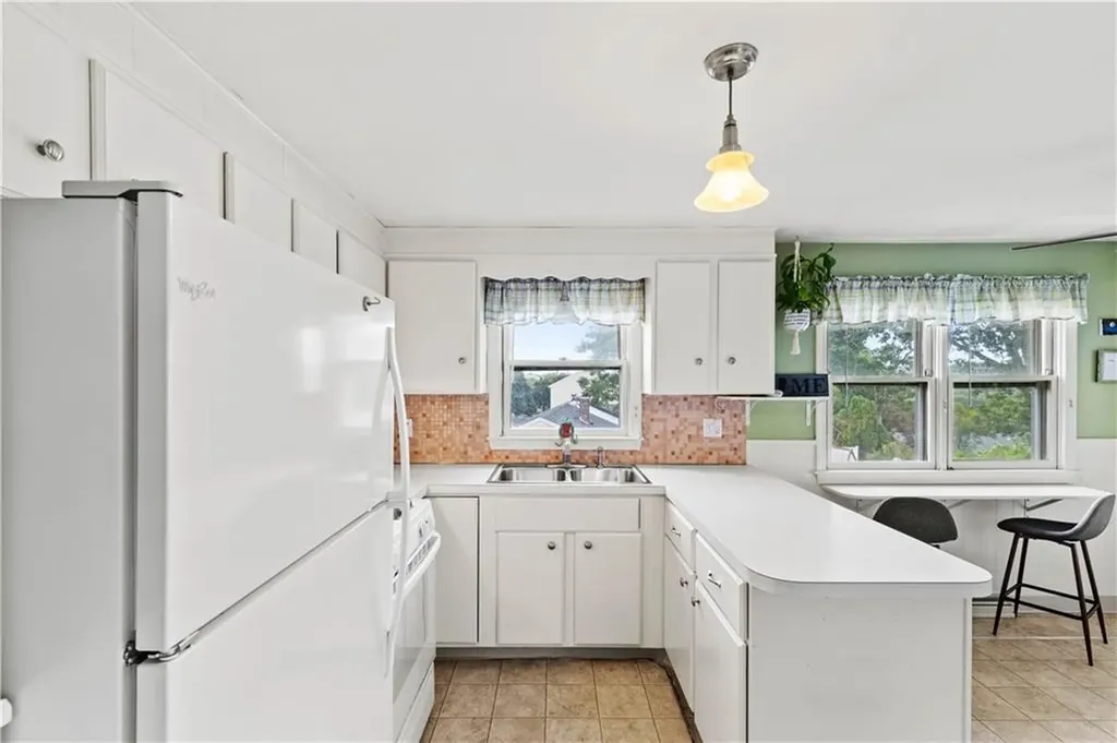 149 Wakefield Street West Warwick RI 02893