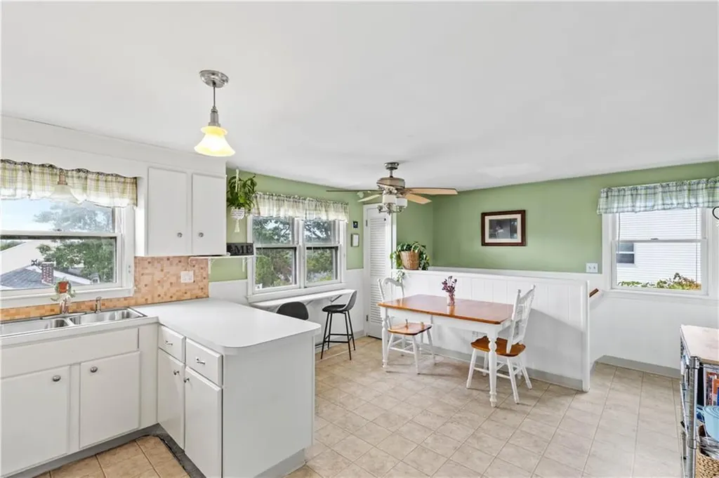 149 Wakefield Street West Warwick RI 02893