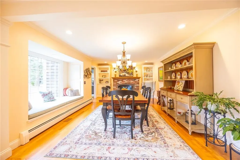 66 Paddock Drive Warwick RI 02886