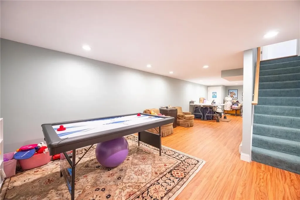 66 Paddock Drive Warwick RI 02886