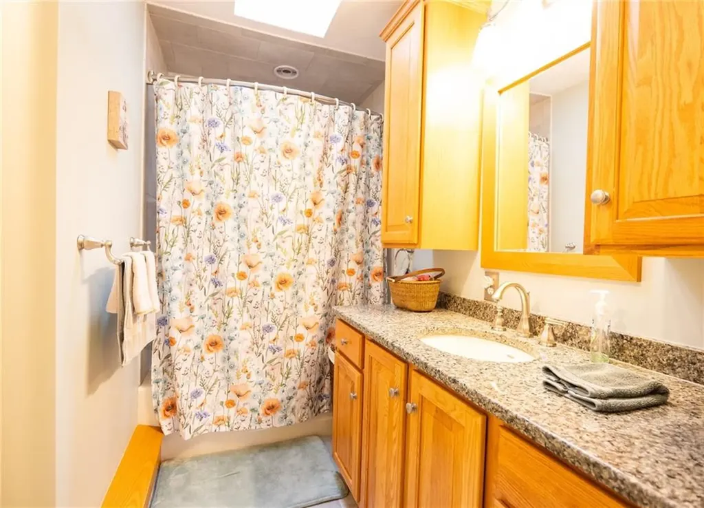 66 Paddock Drive Warwick RI 02886