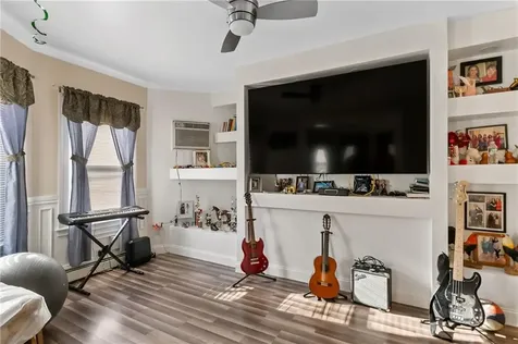 635 Chalkstone Street Providence RI 02908