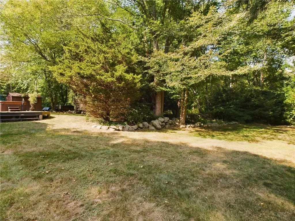 112 Captains Circle Tiverton RI 02878