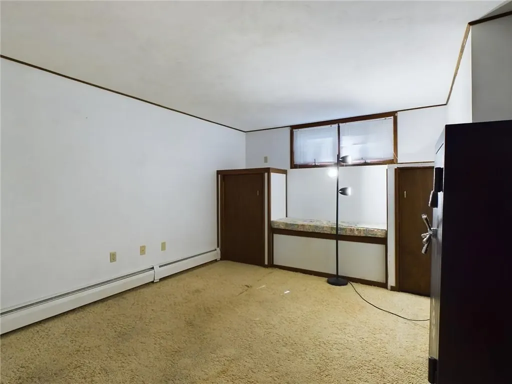112 Captains Circle Tiverton RI 02878