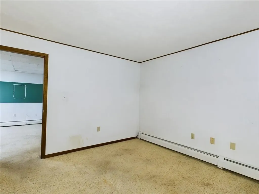 112 Captains Circle Tiverton RI 02878