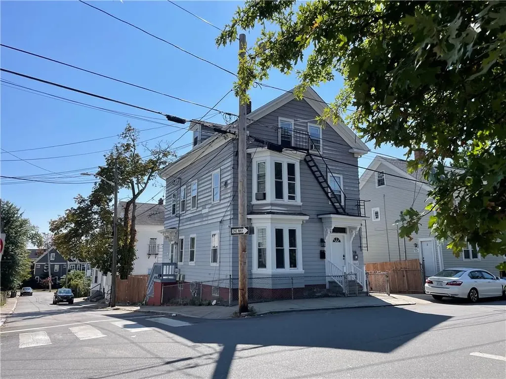 258 Amherst Street Providence RI 02909