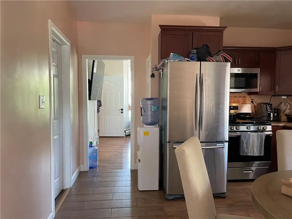 258 Amherst Street Providence RI 02909