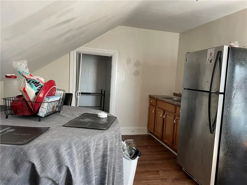 258 Amherst Street Providence RI 02909