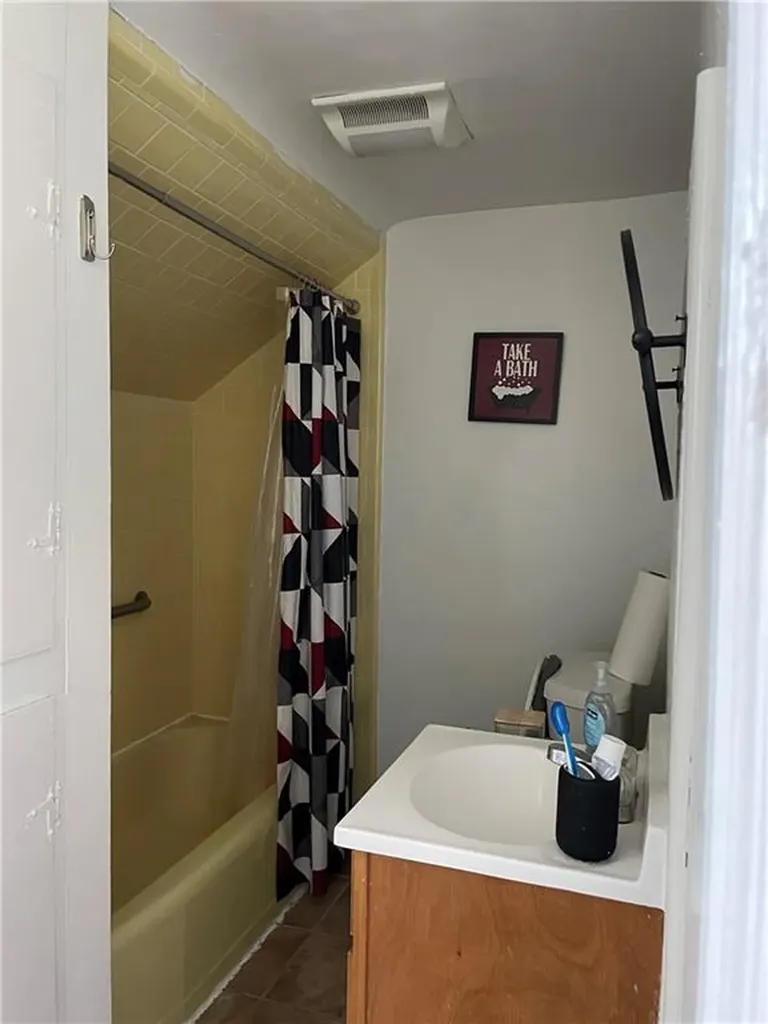 258 Amherst Street Providence RI 02909