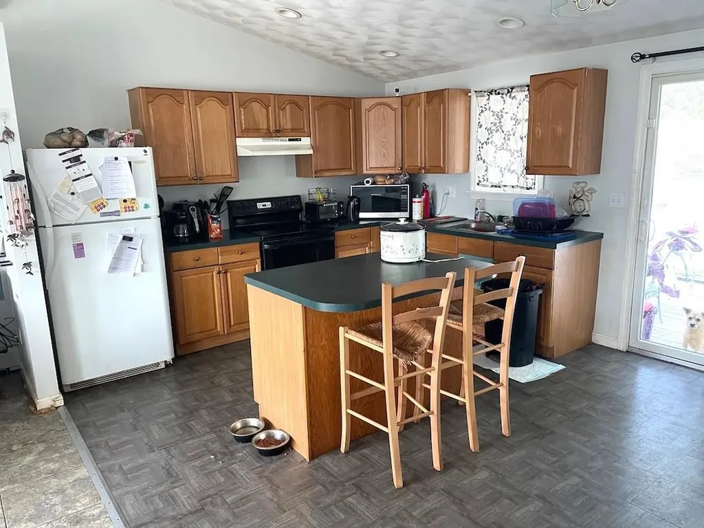 240 Beverage Hill Avenue Pawtucket RI 02860