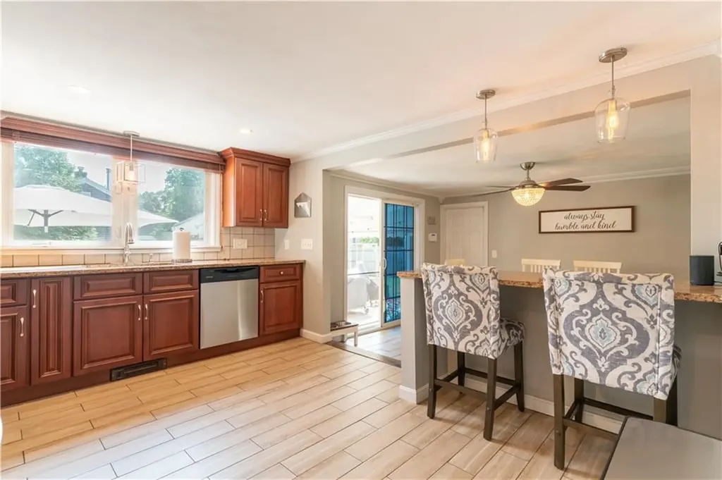 30 Gadoury Drive Cumberland RI 02864
