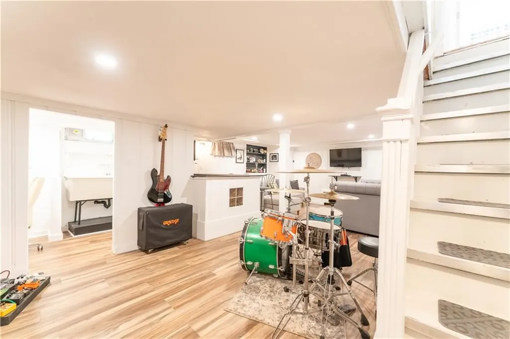 30 Gadoury Drive Cumberland RI 02864