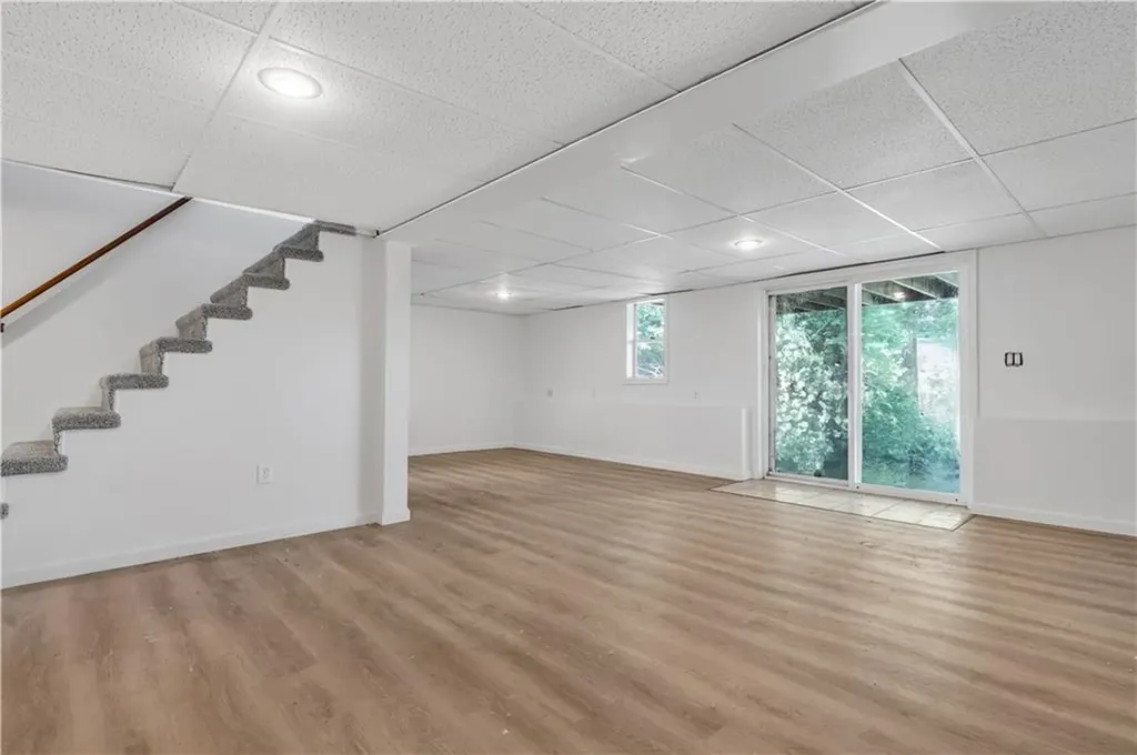 25 Smith Street Lincoln RI 02865
