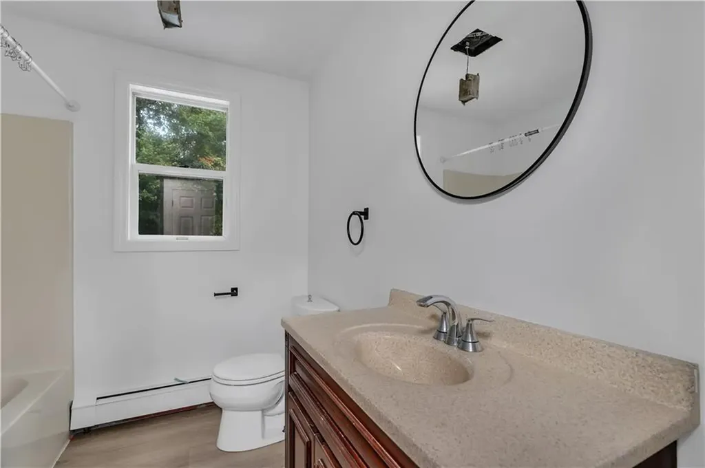 25 Smith Street Lincoln RI 02865
