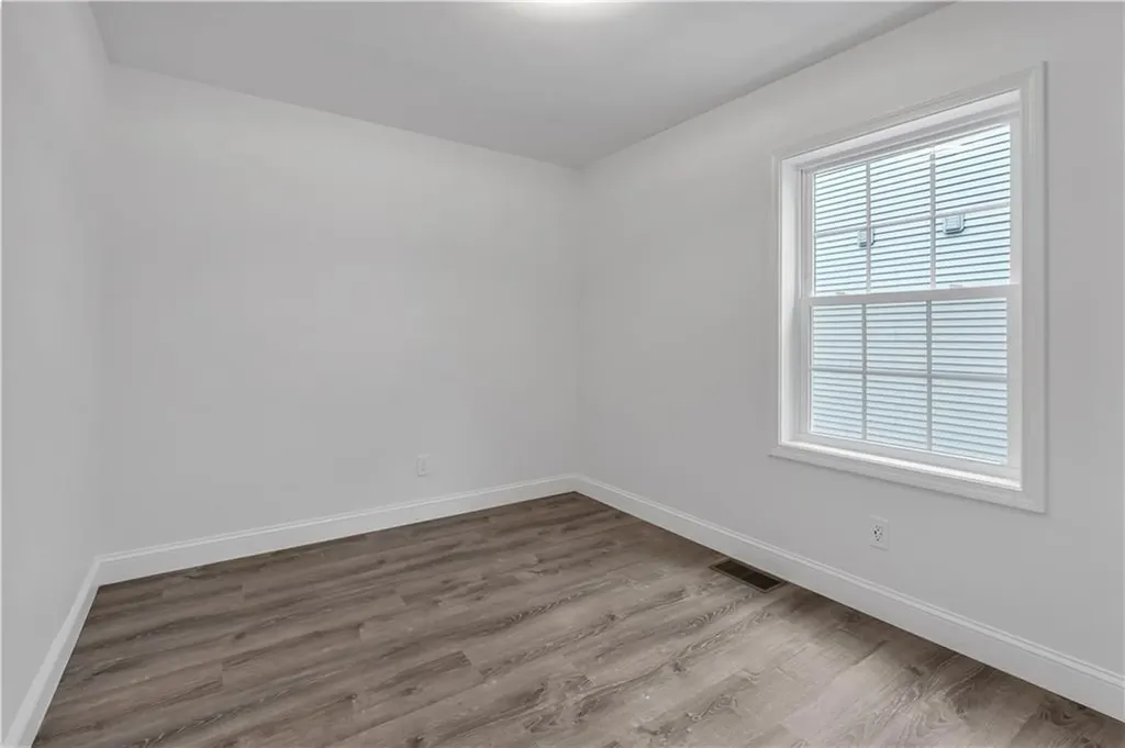 25 Smith Street Lincoln RI 02865