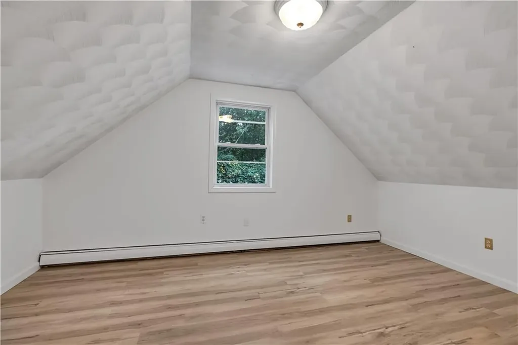 25 Smith Street Lincoln RI 02865