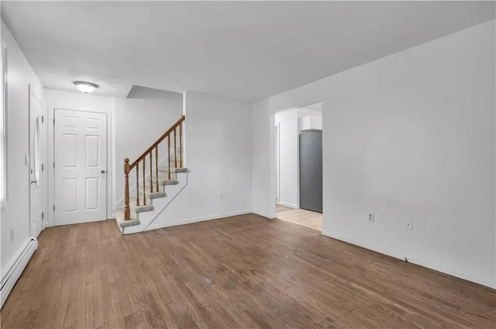 25 Smith Street Lincoln RI 02865