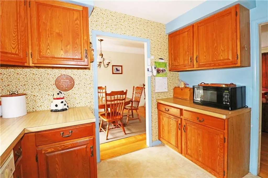 20 Franklin Terrace Portsmouth RI 02871