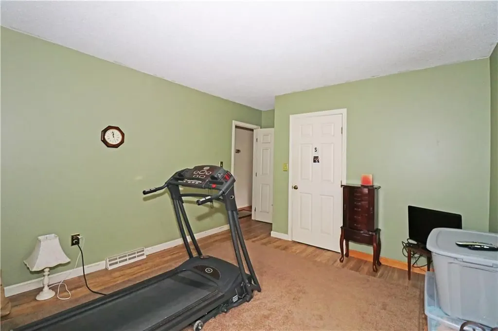 20 Franklin Terrace Portsmouth RI 02871