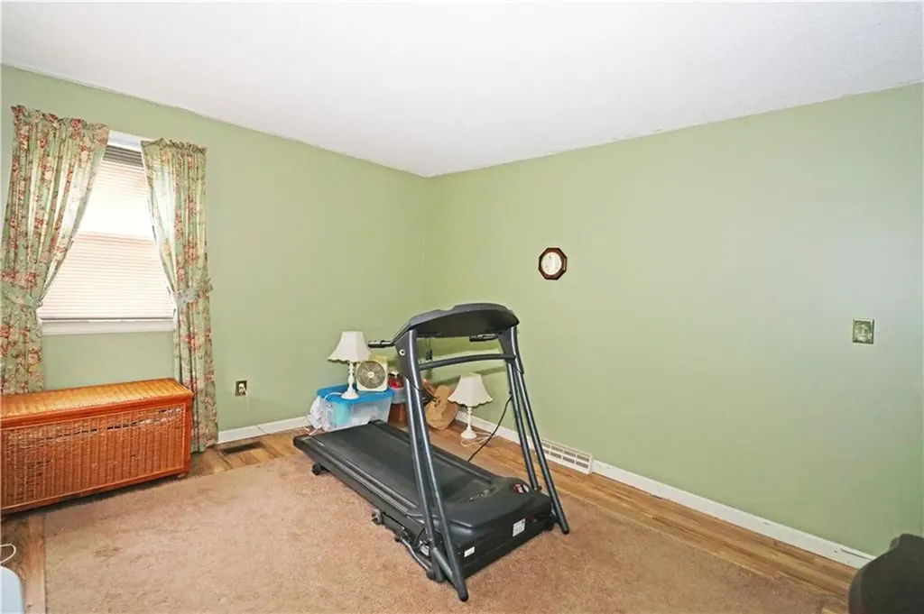 20 Franklin Terrace Portsmouth RI 02871