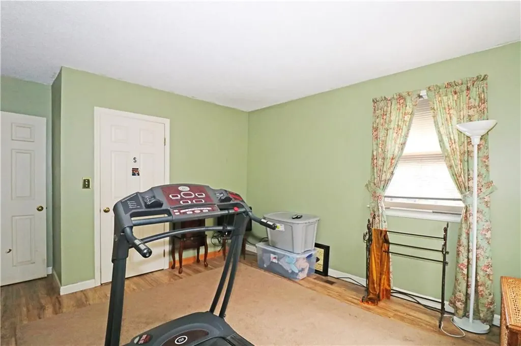20 Franklin Terrace Portsmouth RI 02871