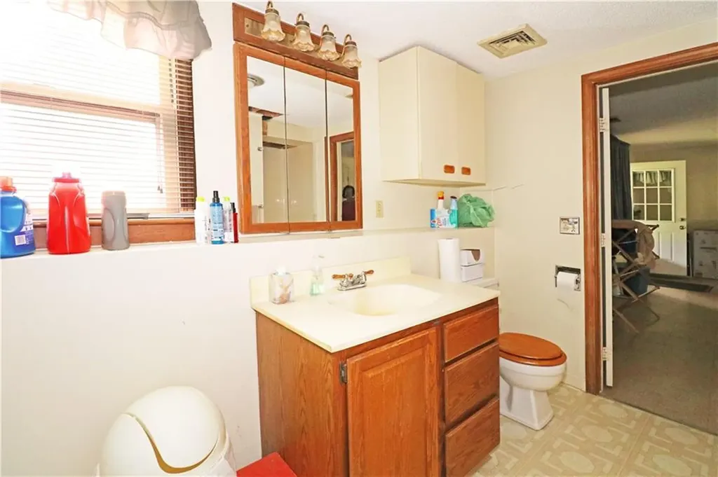 20 Franklin Terrace Portsmouth RI 02871