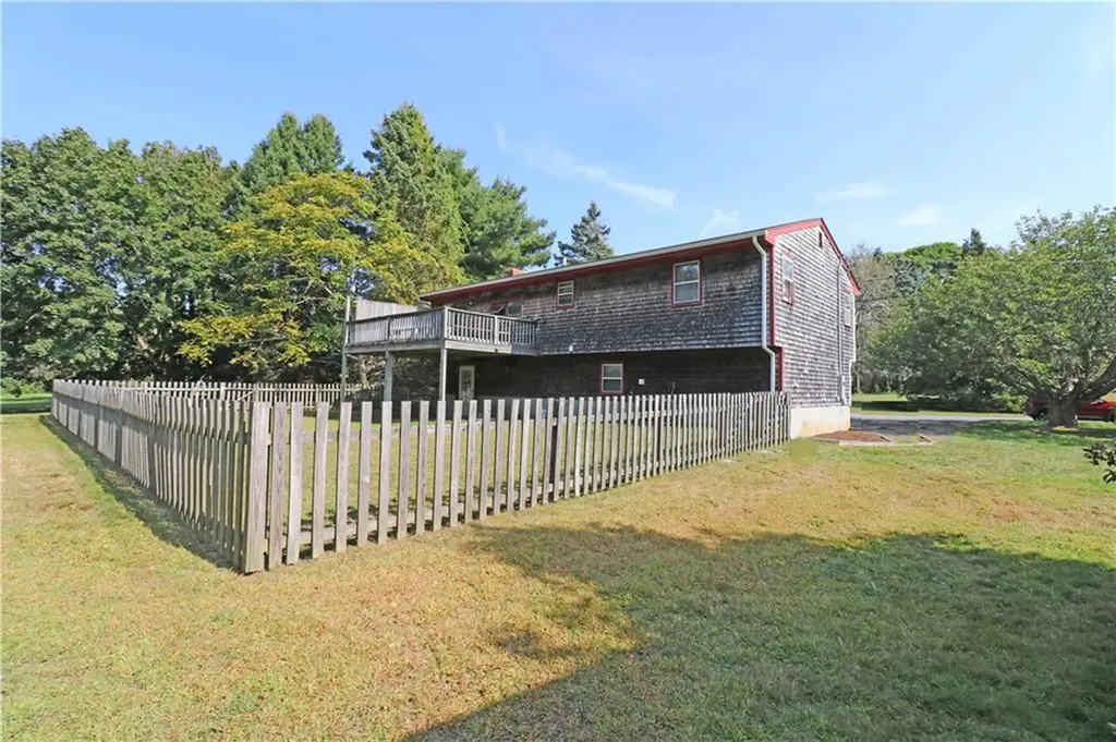 20 Franklin Terrace Portsmouth RI 02871