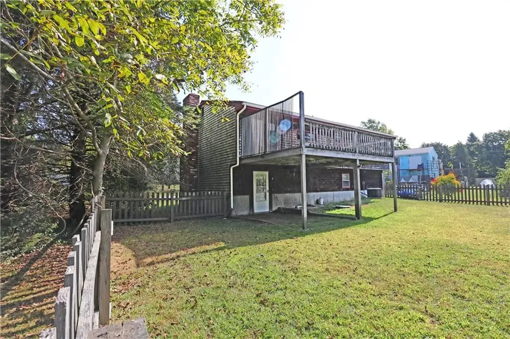 20 Franklin Terrace Portsmouth RI 02871