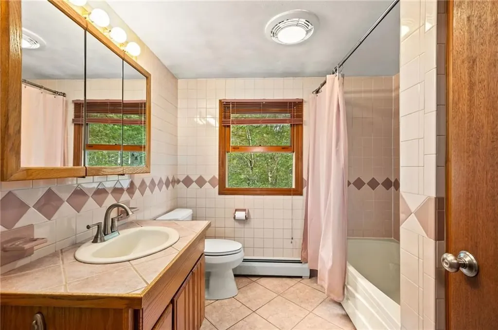335 Chaplin Drive Coventry RI 02816