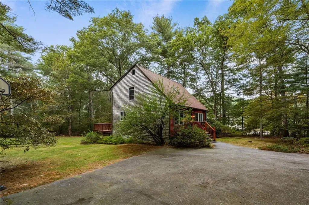 335 Chaplin Drive Coventry RI 02816