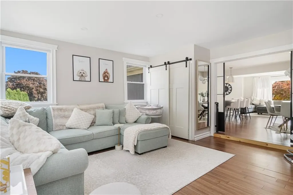 131 Woodview Drive Cranston RI 02920
