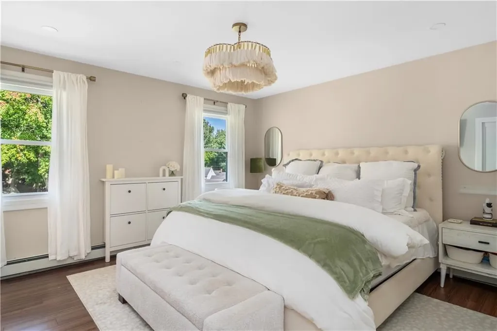 131 Woodview Drive Cranston RI 02920