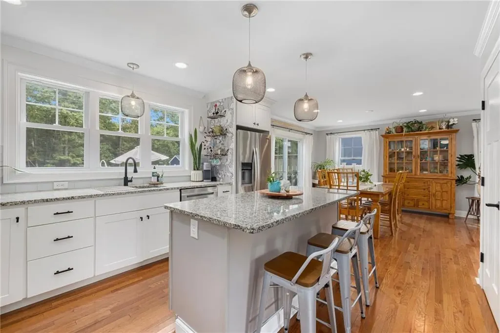 93 Harbor Ridge Lane Tiverton RI 02878
