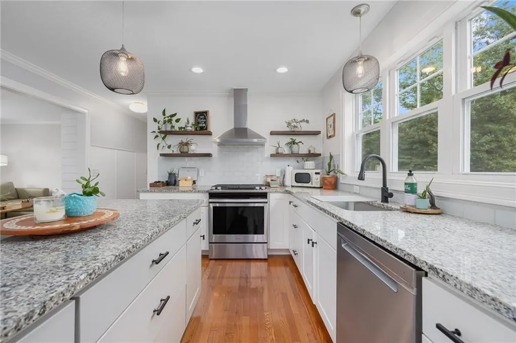 93 Harbor Ridge Lane Tiverton RI 02878
