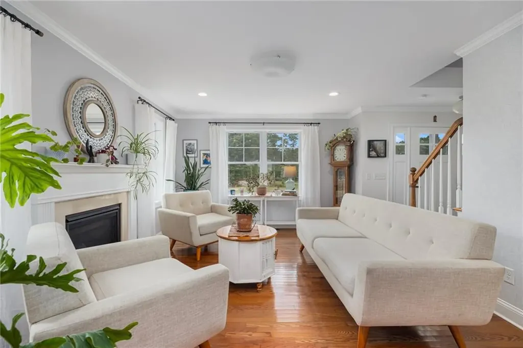 93 Harbor Ridge Lane Tiverton RI 02878