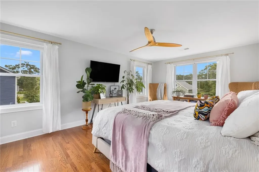 93 Harbor Ridge Lane Tiverton RI 02878