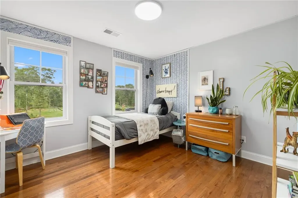 93 Harbor Ridge Lane Tiverton RI 02878
