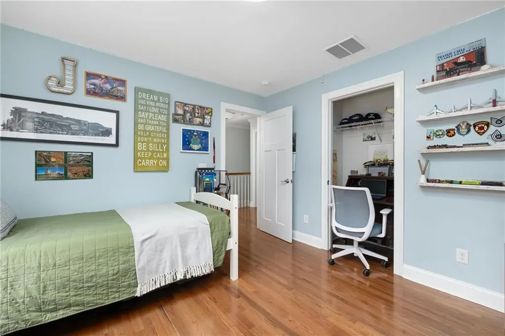 93 Harbor Ridge Lane Tiverton RI 02878