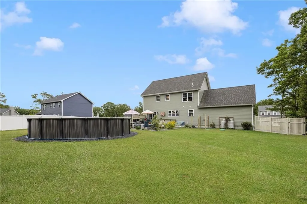 93 Harbor Ridge Lane Tiverton RI 02878