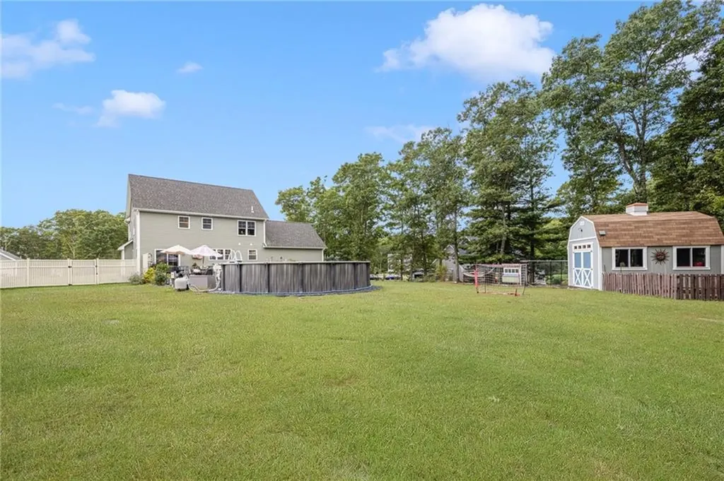 93 Harbor Ridge Lane Tiverton RI 02878
