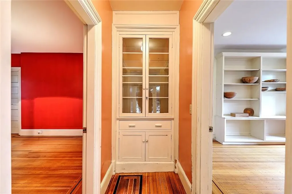 9 Creighton Street Providence RI 02906