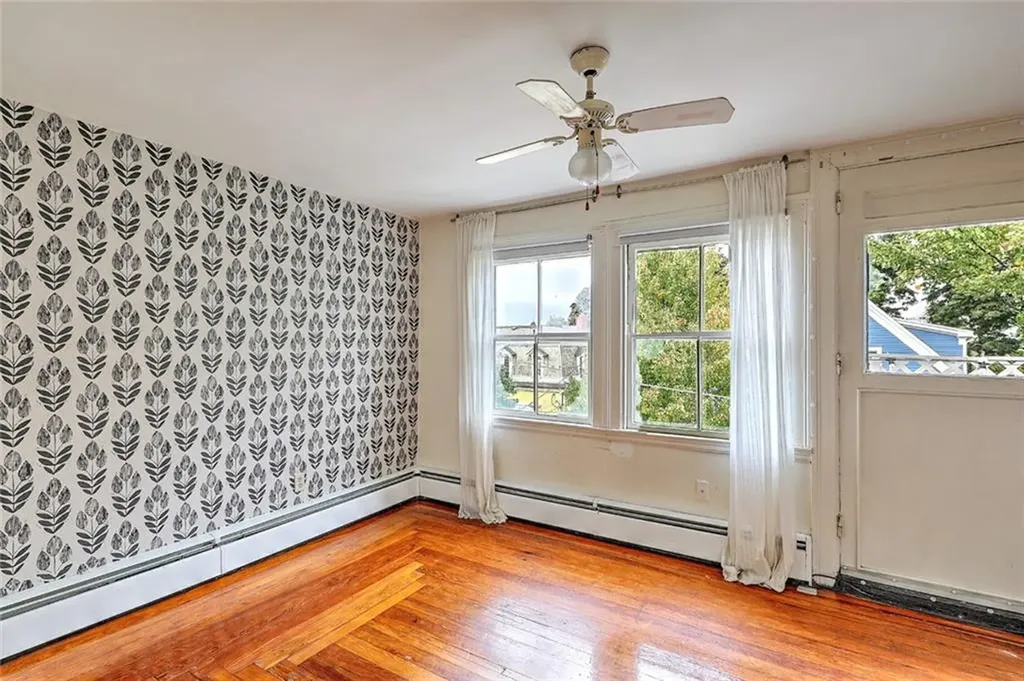 9 Creighton Street Providence RI 02906