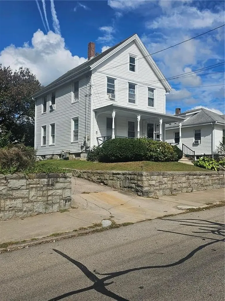 54 John Street Westerly RI 02891
