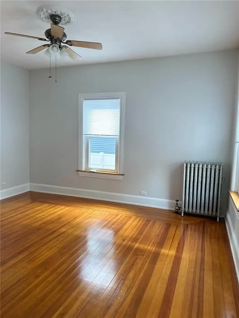 144 Rutherglen Avenue Providence RI 02907