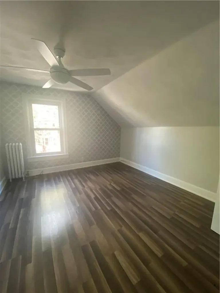 144 Rutherglen Avenue Providence RI 02907