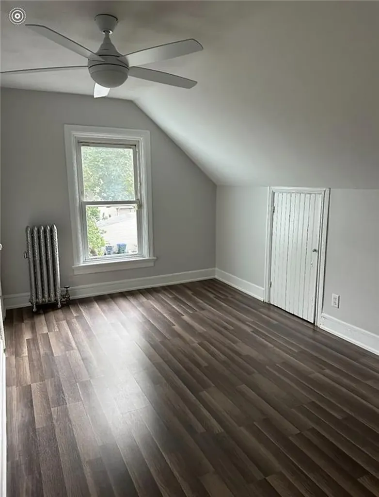 144 Rutherglen Avenue Providence RI 02907