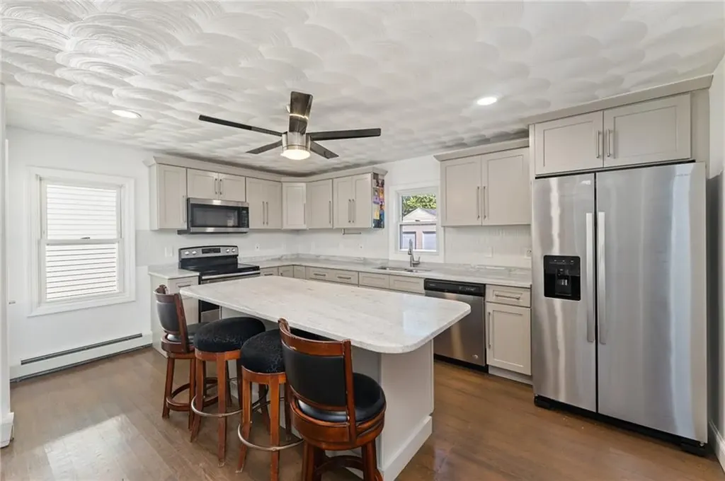 44 Read Avenue Coventry RI 02816
